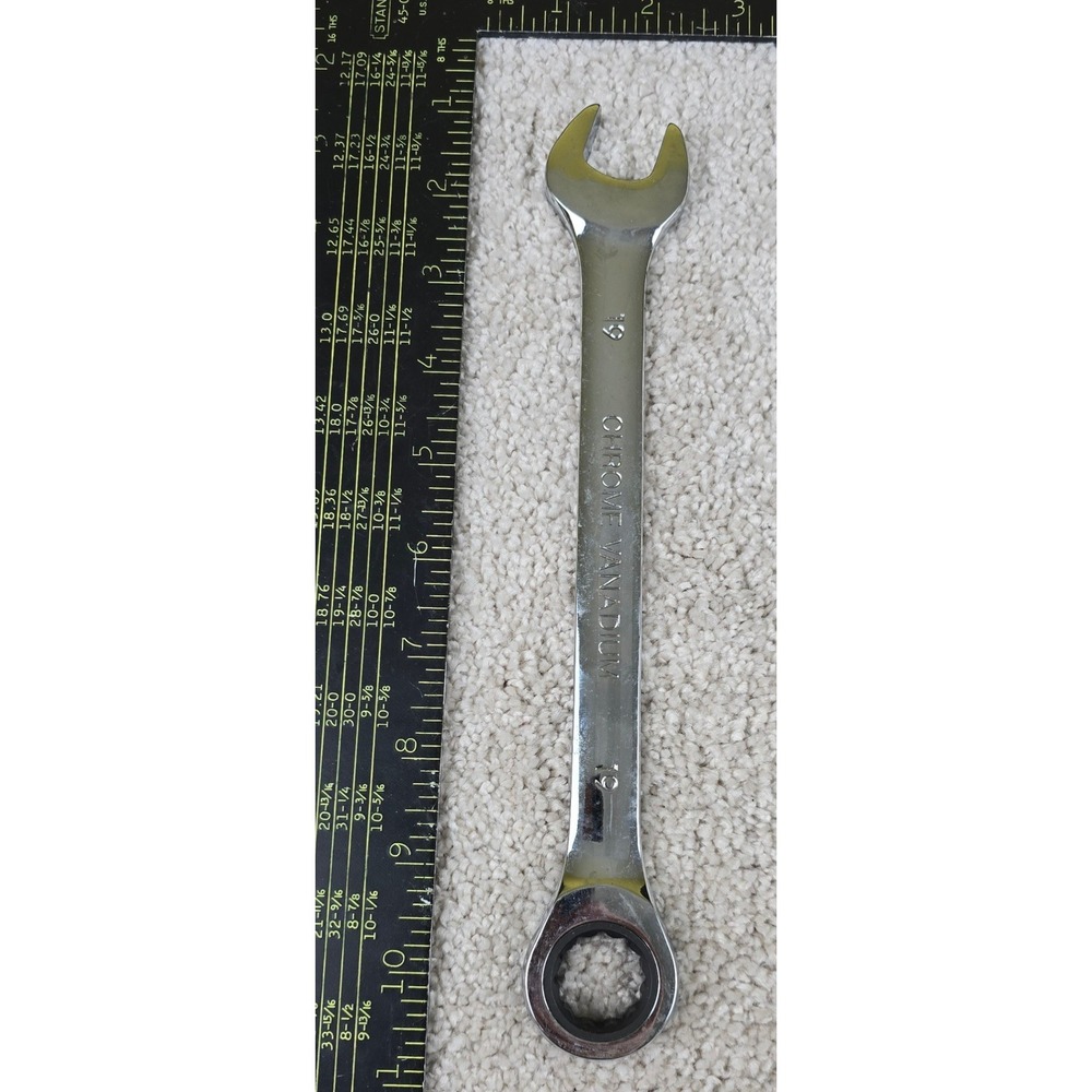 Unbranded Ratcheting Wrench‎ Silver 19mm Chrome Vanadium